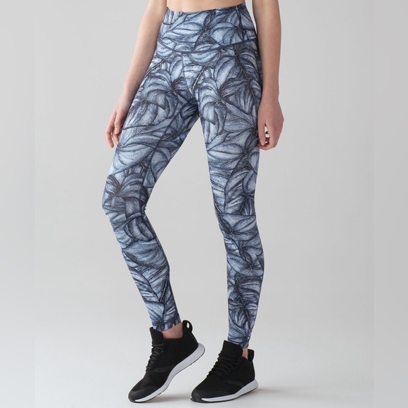 Lululemon  Wunder Under Hi-Rise Tight (Nulux) - Picture 1 of 7